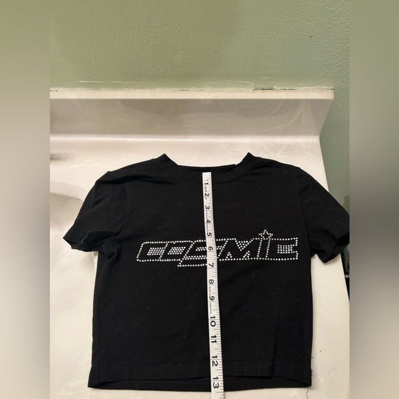 Korean Small Black Crop Top - Picture 3 of 6